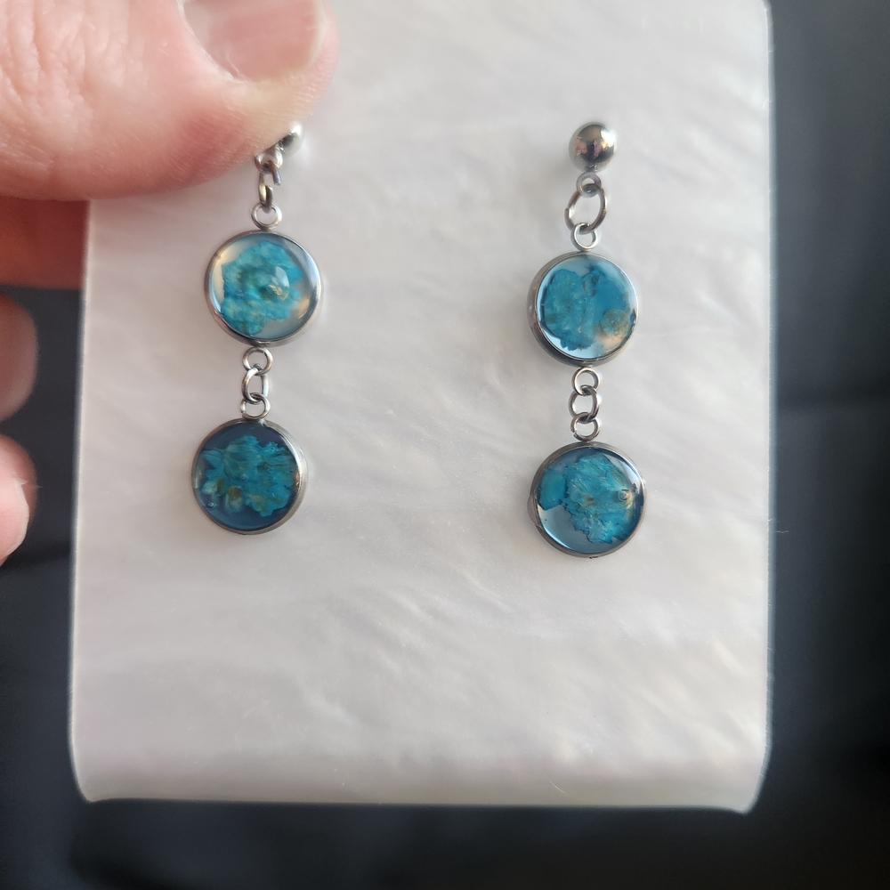 Elegant Blue Floral Drop Earrings